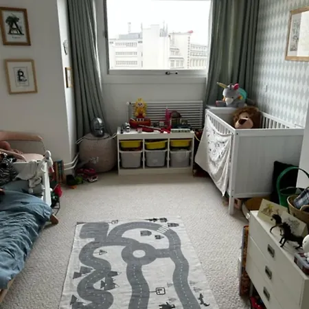 Spacious With Terrace Appartement Paris