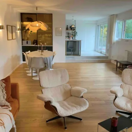 Spacious With Terrace Appartement *
